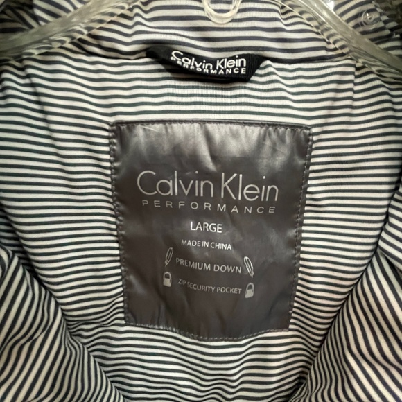 New Calvin Klein Performance Down Vest Metallic Gray Size Large Warm - Picture 8 of 9